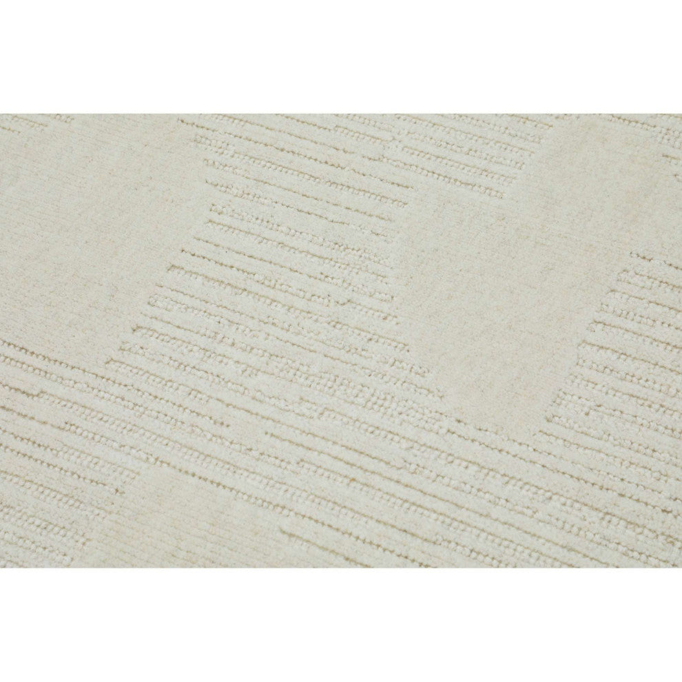 Savanna Zola Area Rug, Ivory, 8'x10'