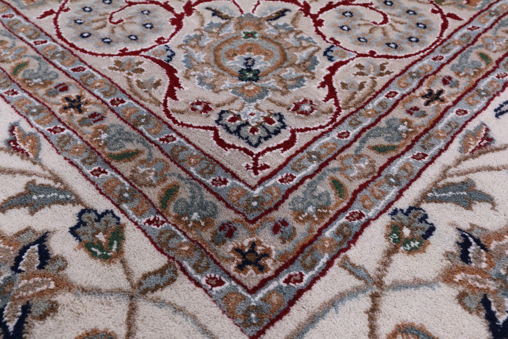 8' Square Persian Nain Handmade Wool and Silk Rug Q9321