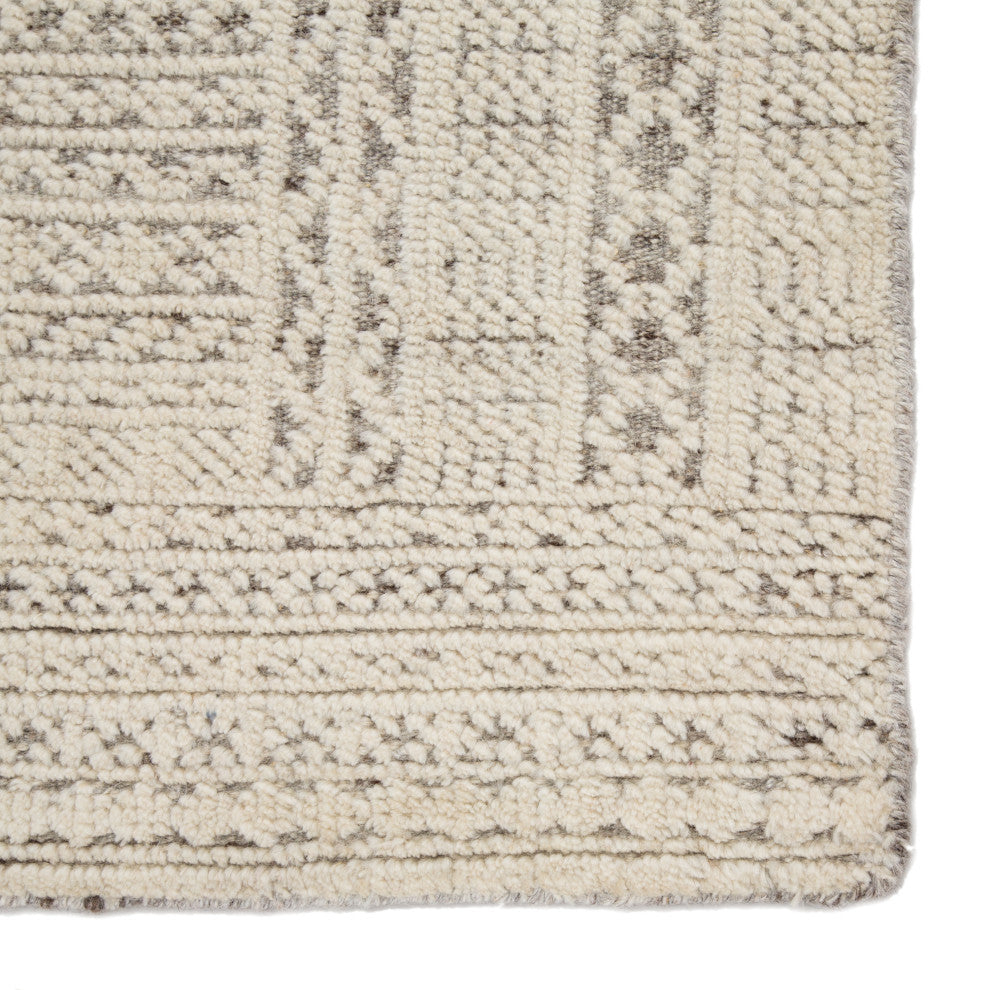 Jaipur Living Jadene Hand-Knotted Geometric White/ Light Gray Area Rug 6'X9'