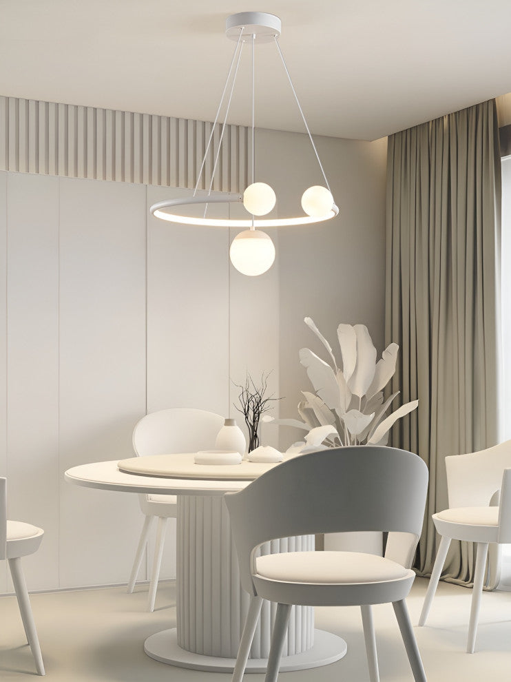 Broc | Pendant Lamp in the Shape of Hanging Balls, White