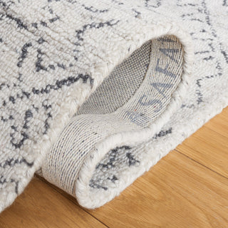 Safavieh Himalaya Collection CSB241Z Rug, Ivory/Black, 5' X 8'