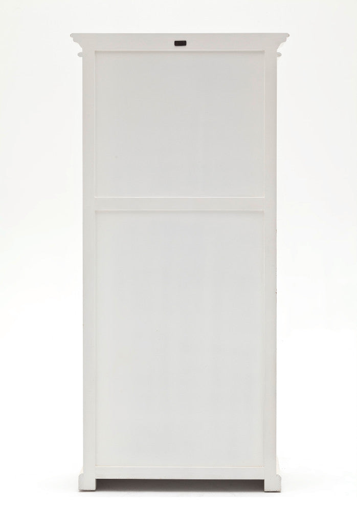 Halifax 3, Level Pantry