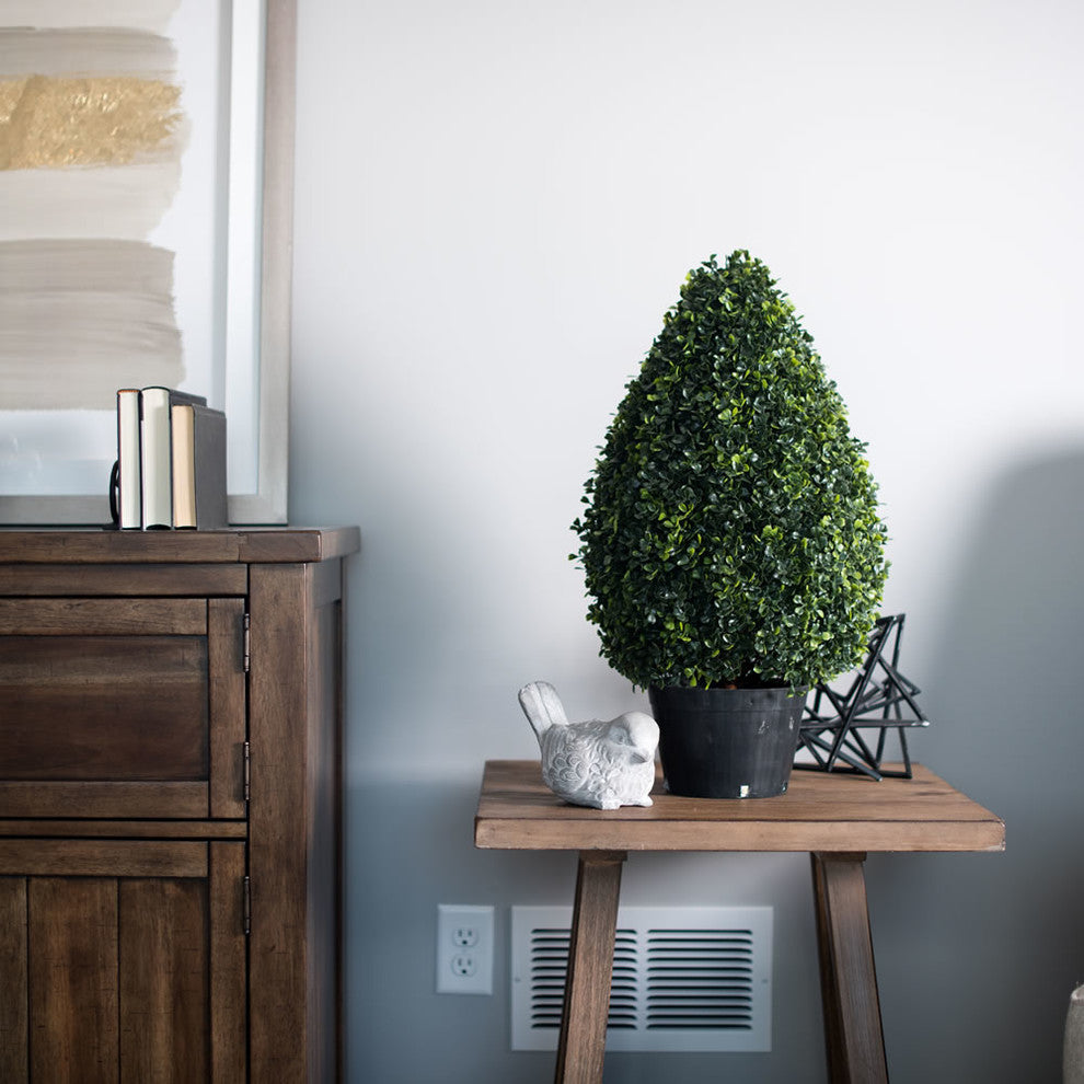 Vickerman 24" Boxwood Teardrop Shaped in Pot, UV