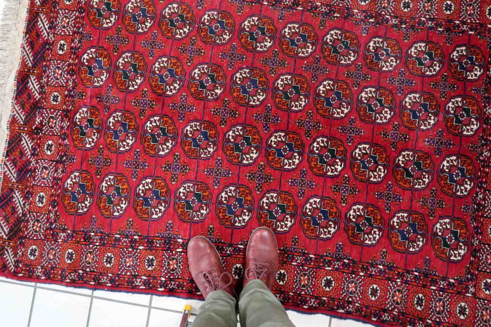 Handmade Vintage Turkmen Tekke Rug 4.1'x6.1', 126cmx188cm 1960s