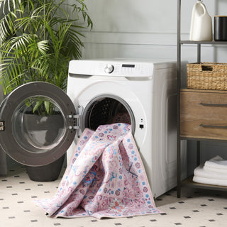 Safavieh Arizona Machine-Washable Collection ARZ315 Rug, Beige/Pink, 6' Square