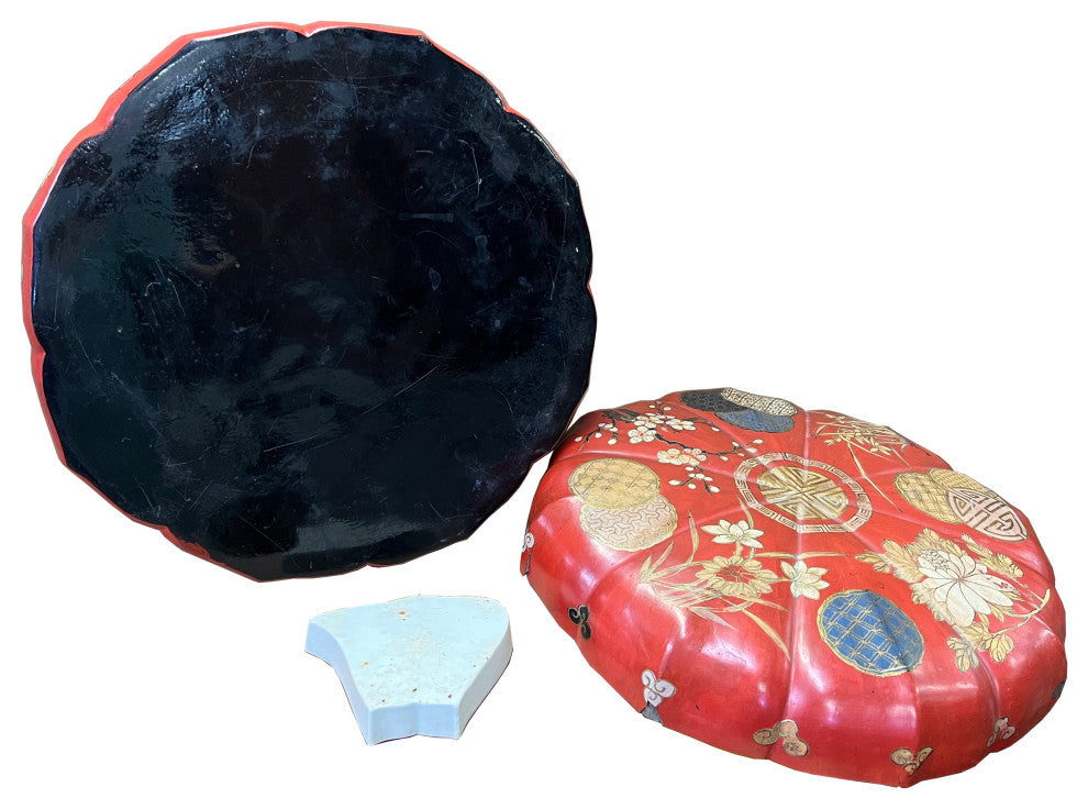Vintage Distressed Pink Red Lacquer Round Box, Porcelain Plates, Hws2253
