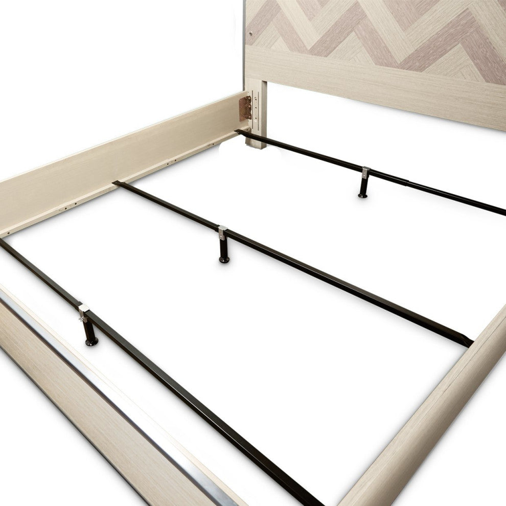 Aico Amini Silverlake Village Queen Panel Bed in Washed Oak