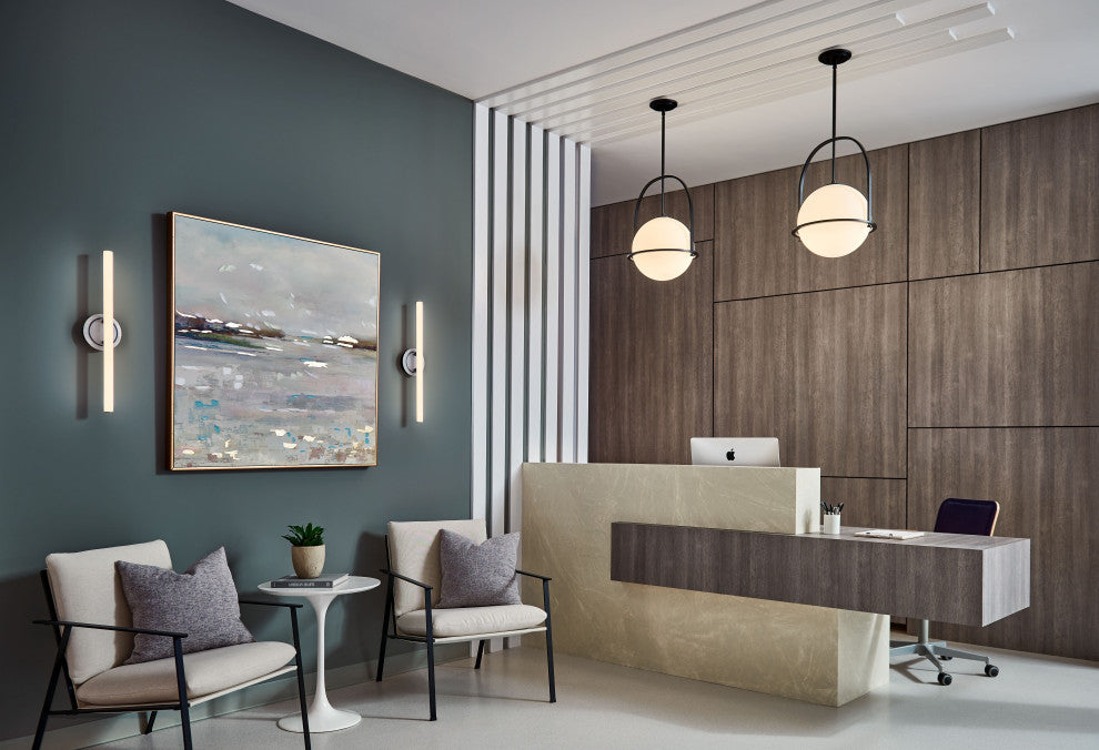 Hinkley Zayne Large Led Vanity, Black