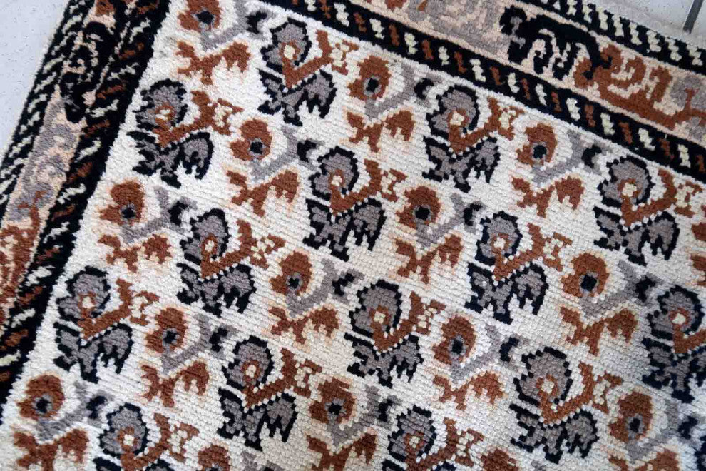 Vintage French Savonnerie Rug 2.7'x4.5', 83cmx138cm 1960s