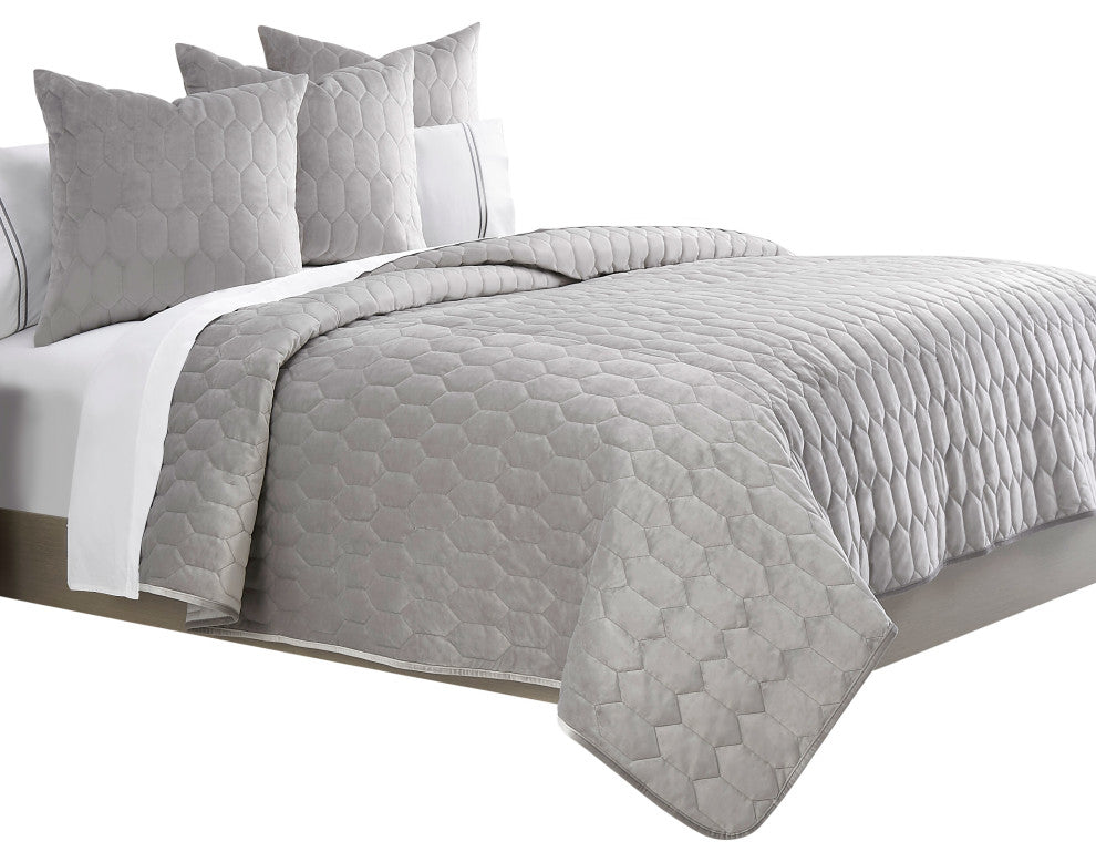 Affluent 4-Piece King Quilt Set - Dove