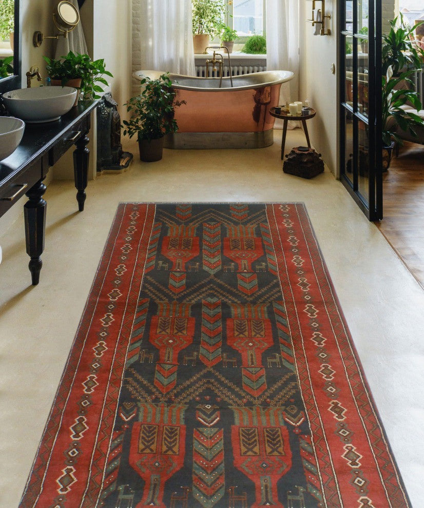 Semi-Antique Gunnar Charcoal/Red Runner, 3'8x8'1