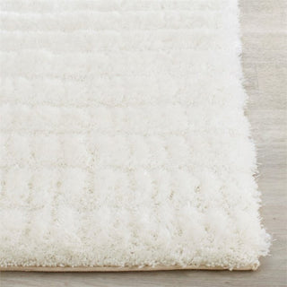 Safavieh 3D Shag 6' Round Hand Tufted Rug in Pearl