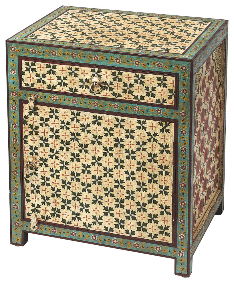 Front-facing full product view on a clean white background; chest is closed and clearly represents the item.