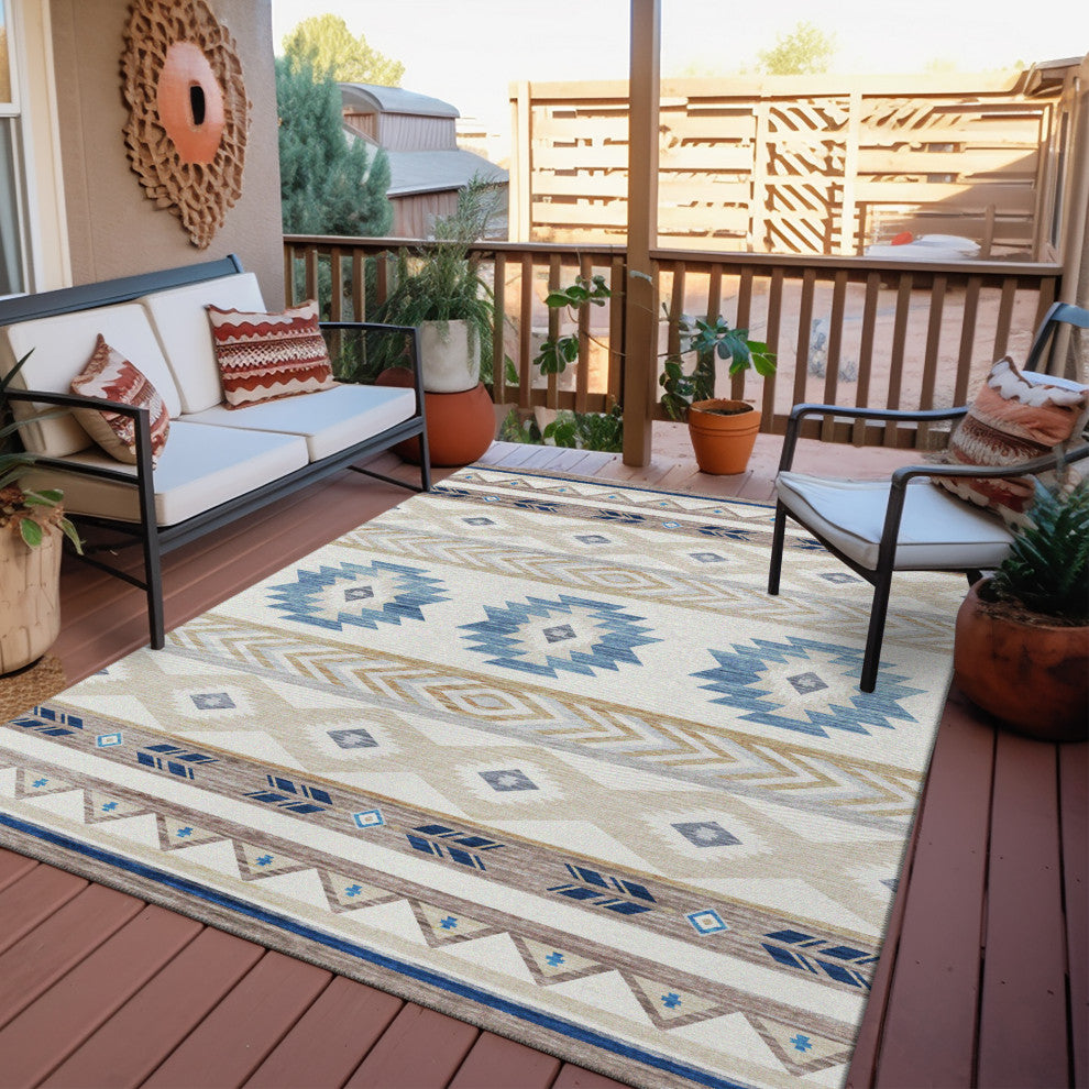 Indoor/Outdoor Phoenix PH3 Ivory Machine Washable 5' x 7'6" Rug