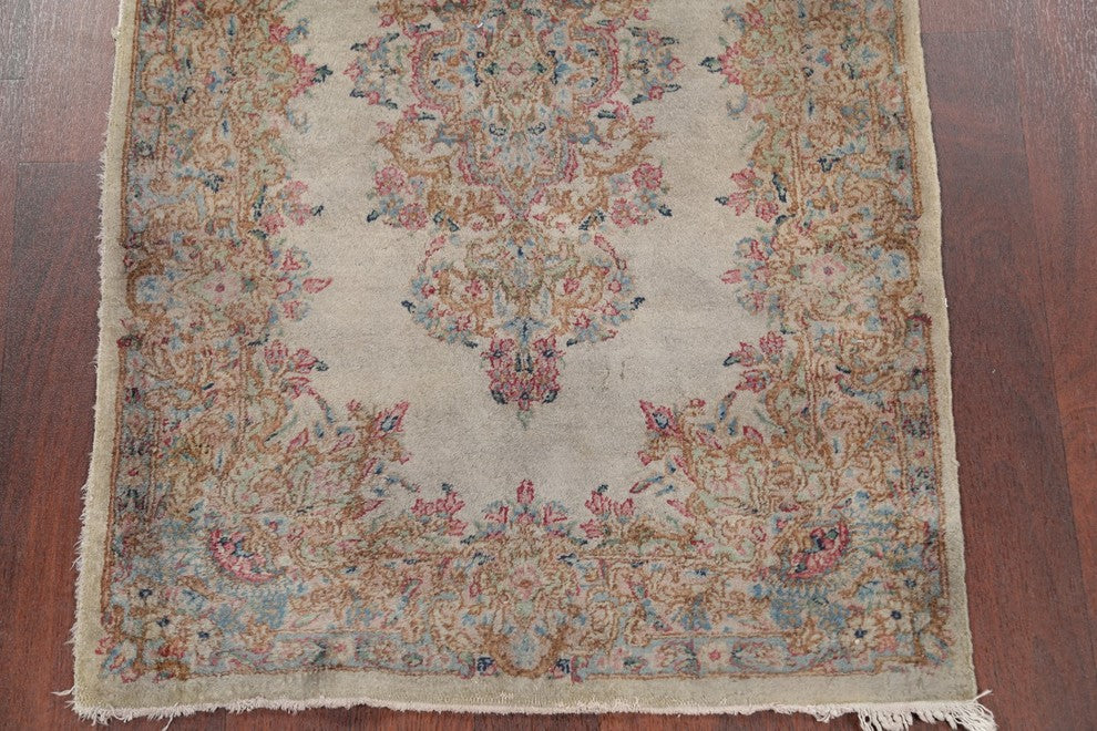 Consigned, Oriental Hand-Knotted Vintage Persian Style Rug, Brown, 5'1"X3'0"