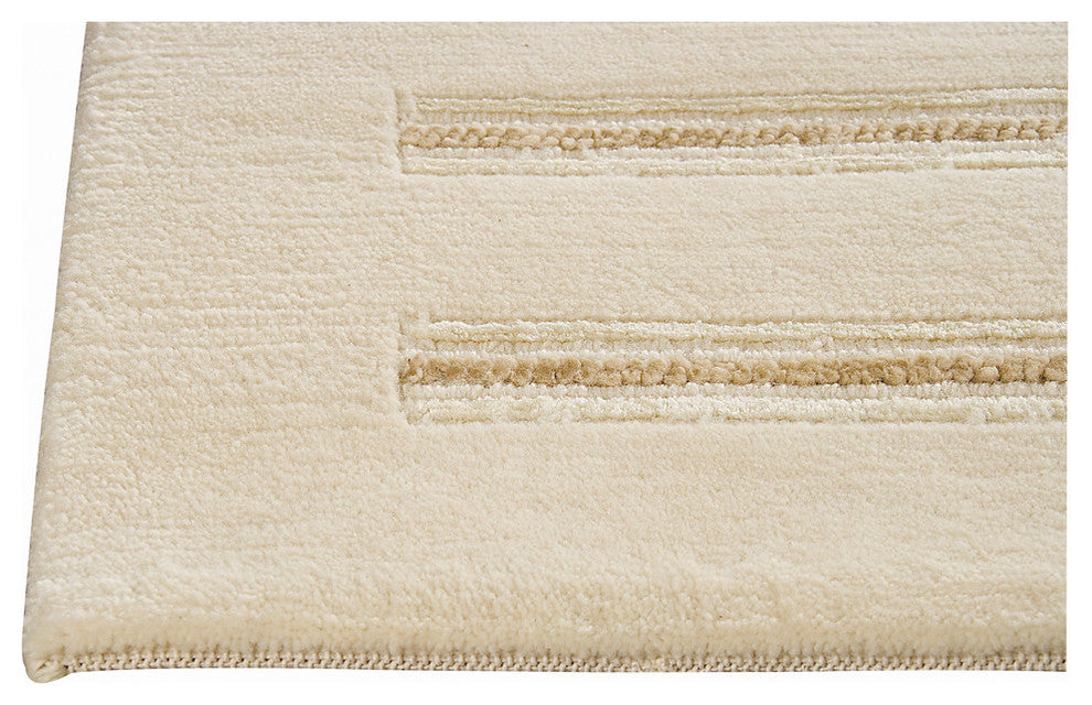 Hand Knotted White New Zealand Wool Area Rug