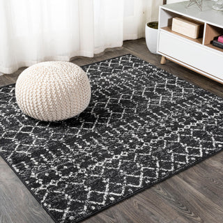 Moroccan HYPE Boho Vintage Diamond Runner Rug, Black/Ivory, 5' Square
