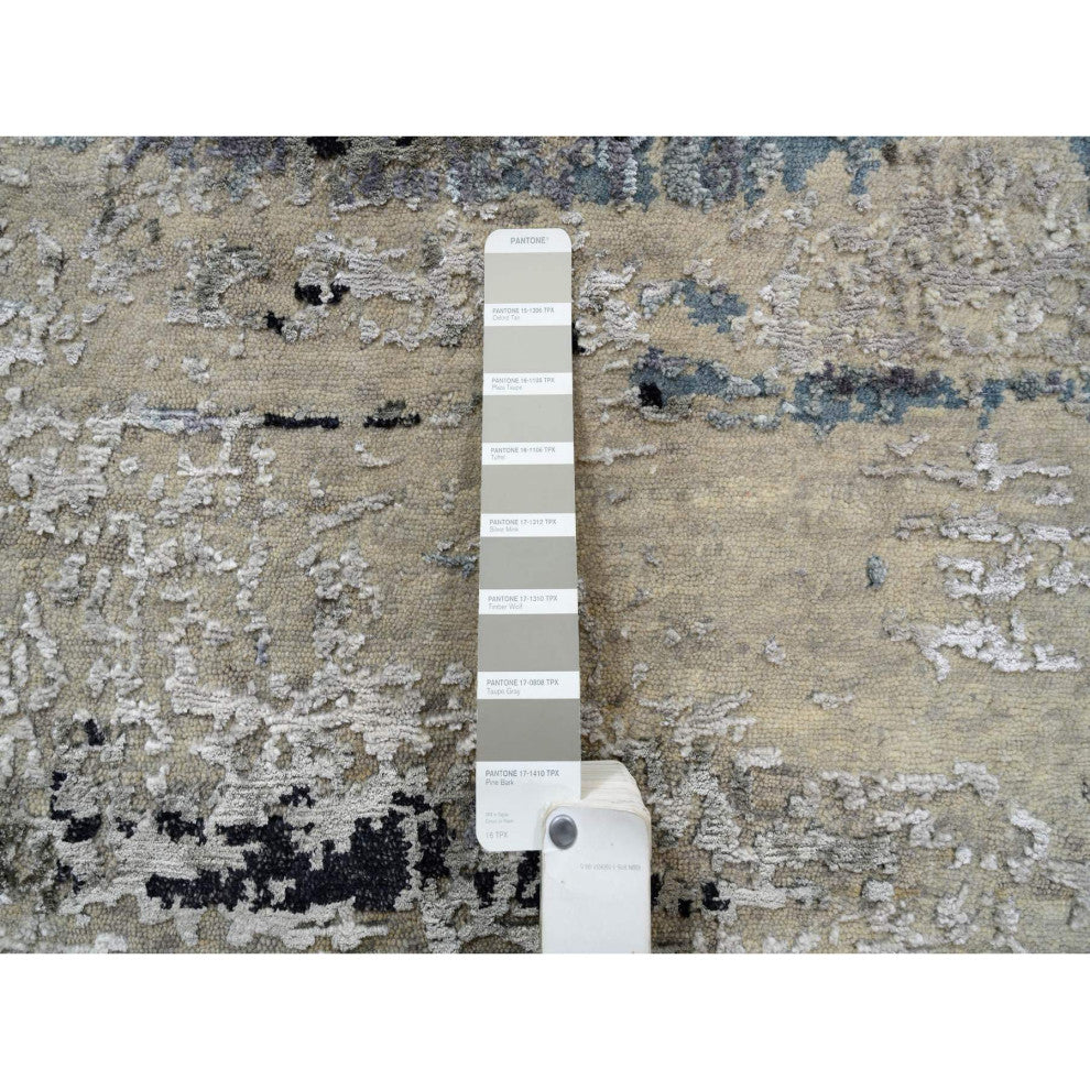 Gray, Modern Abstract Design Wool and Silk, Hand Knotted Mat Rug, 2'0" x 2'10"