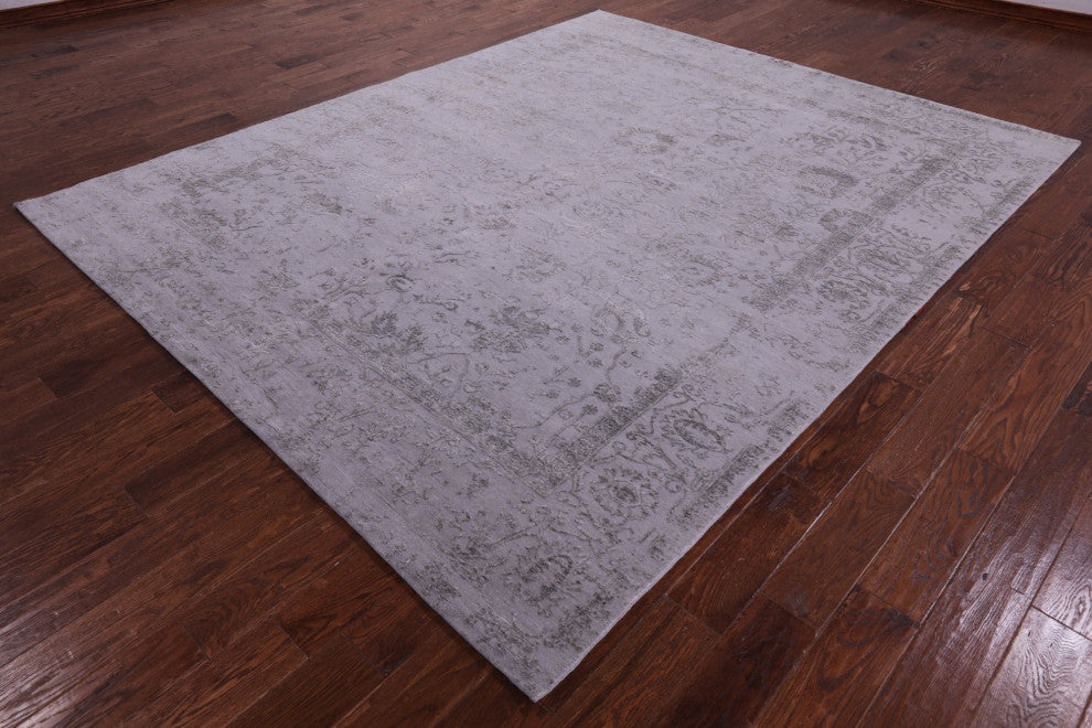 Persian Hand Knotted Wool and Silk Rug 8' 0" X 9' 11" Q9135