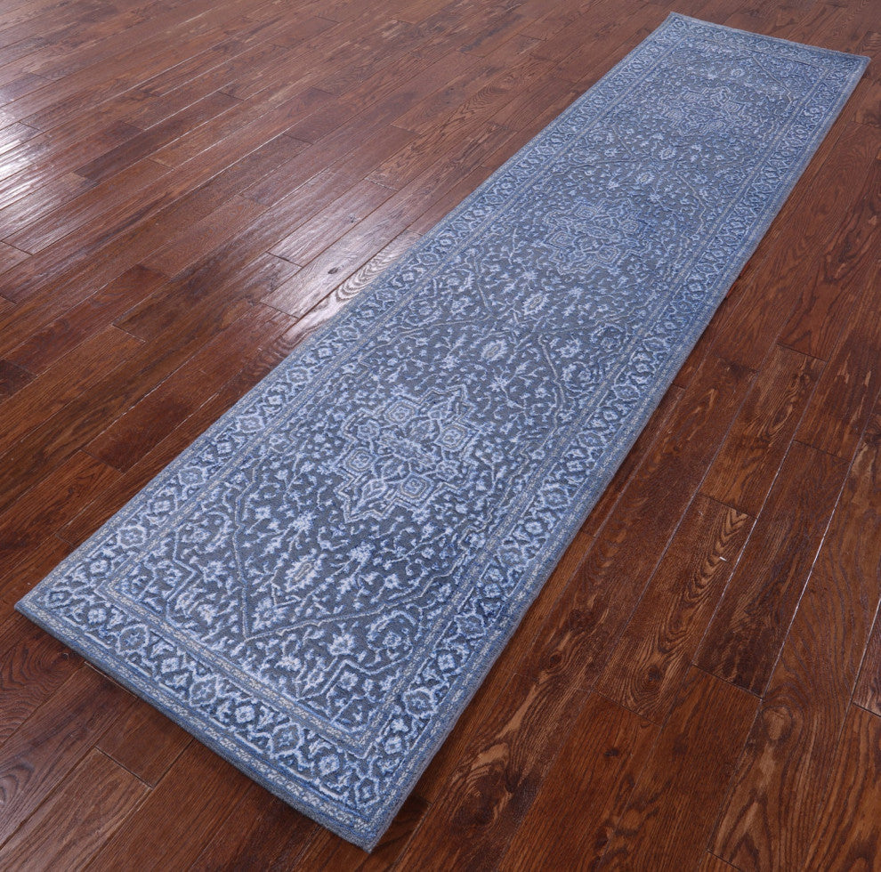 2' 7" X 10' 3" Persian Heriz Serapi Handmade Wool & Silk Runner Rug - Q13682