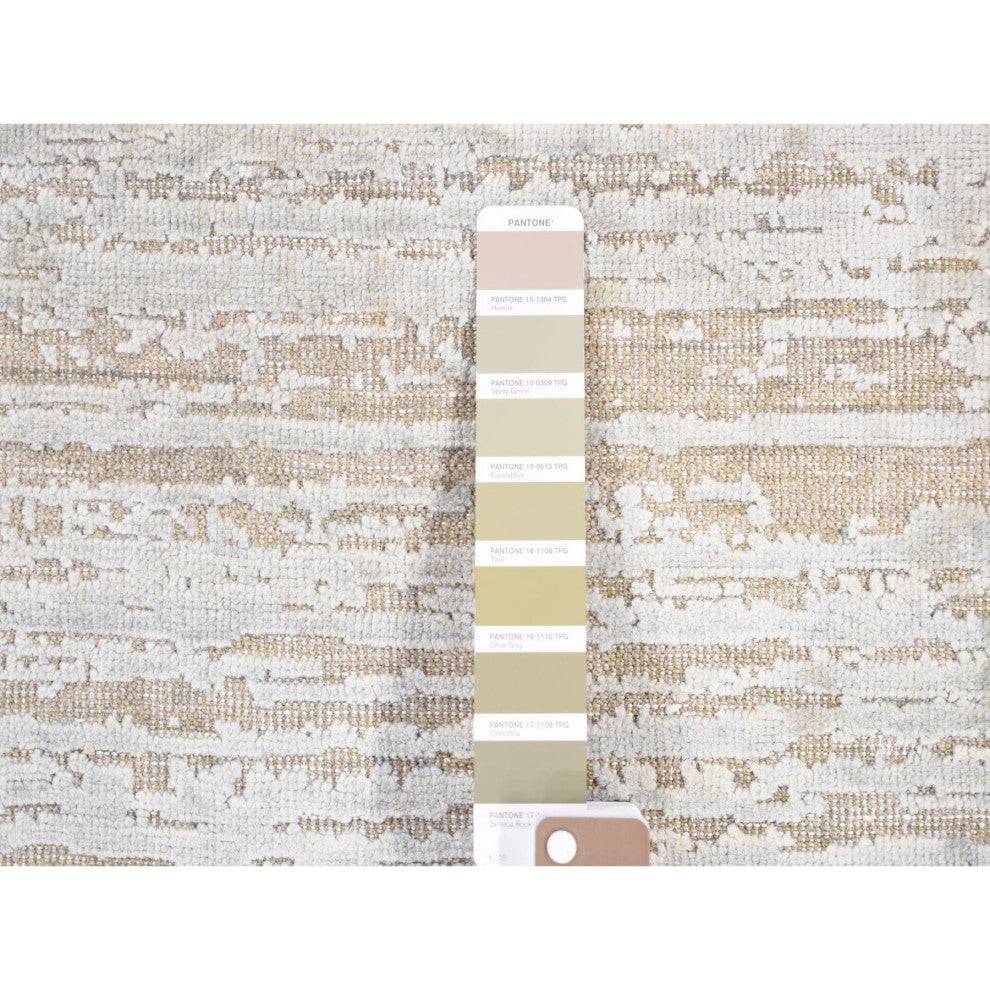 Light Beige Silk With Textured Wool Modern Design Hand Knotted Mat Rug, 2'x3'