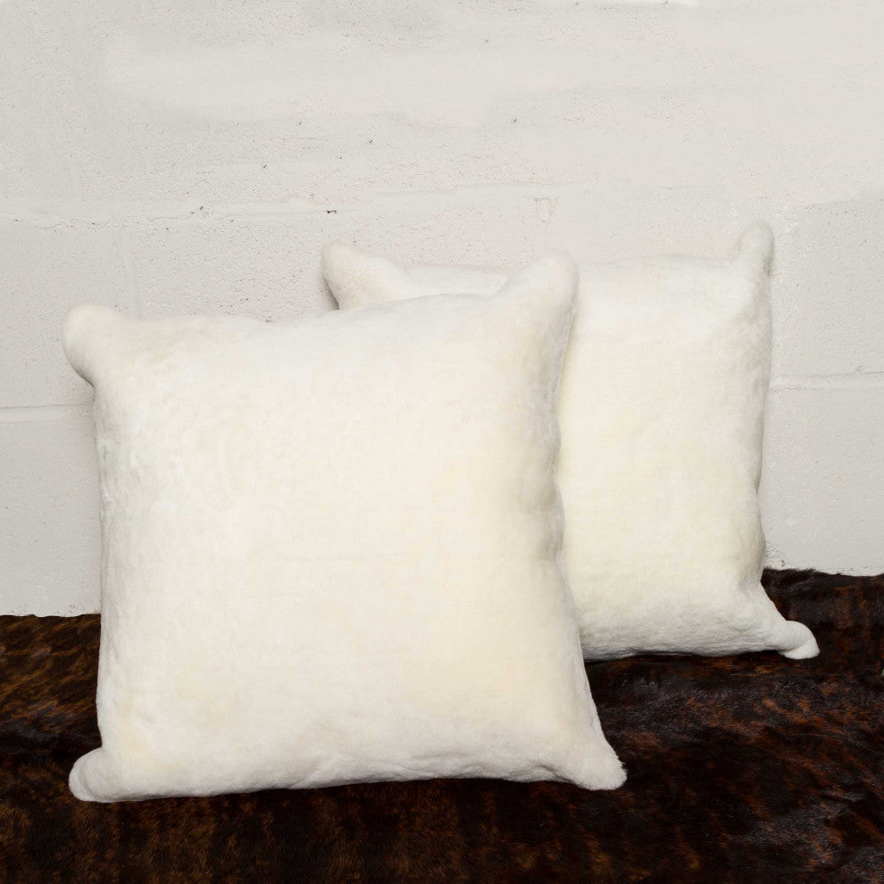 HomeRoots 18" x 18" Natural Sheepskin Set of 2 Pillows