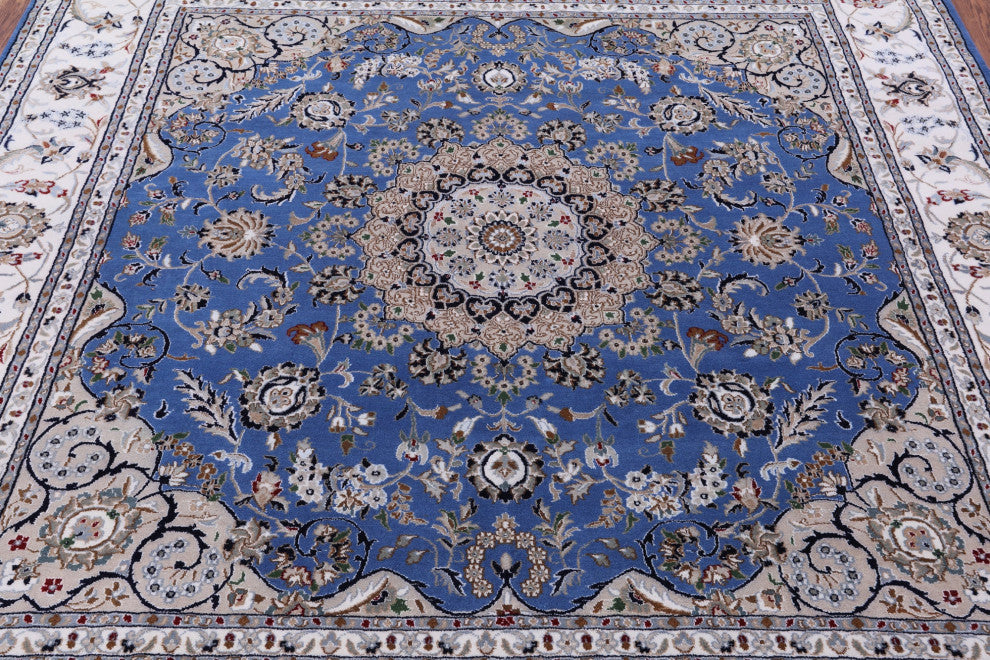 8' Square Persian Nain Wool & Silk Handmade Rug - Q13155