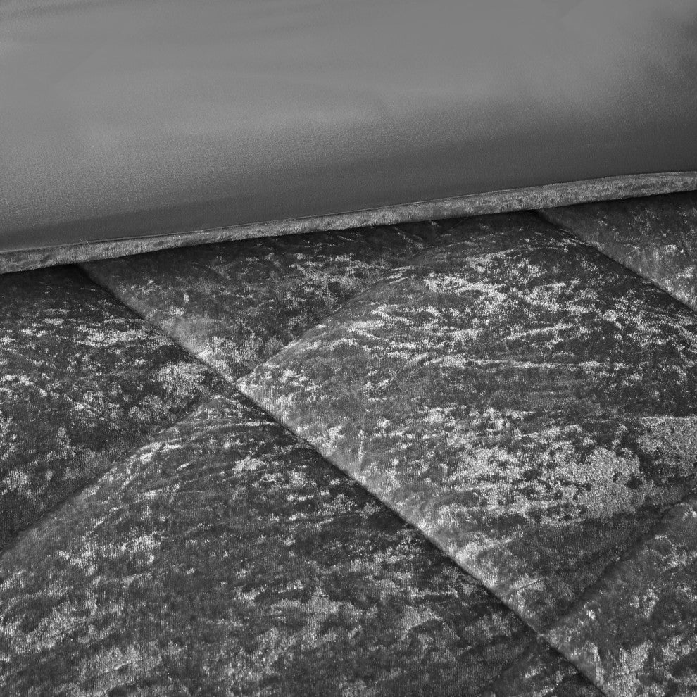 Intelligent Design Felicia Crushed Velvet 4-Piece Comforter Set