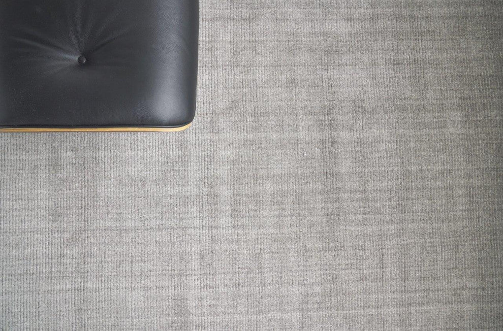 Robin Handmade Hand Loomed Wool and Bamboo Silk Pewter Area Rug