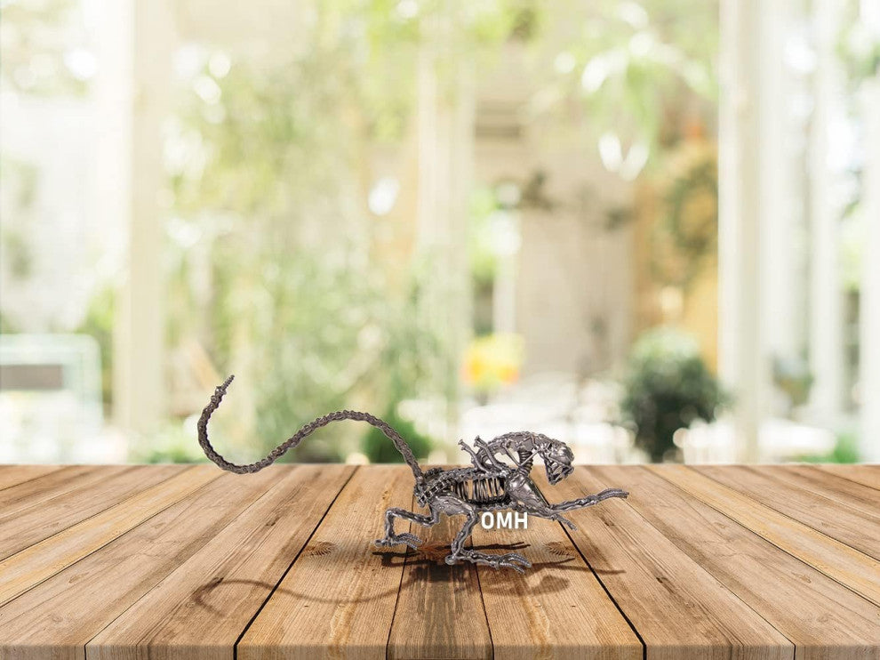 Old Modern Handicrafts MS006 Metal Alien Xenomorph XX121
