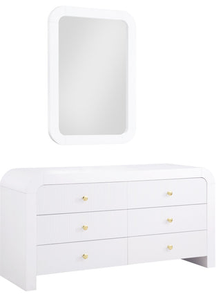 Artisto Dresser, White