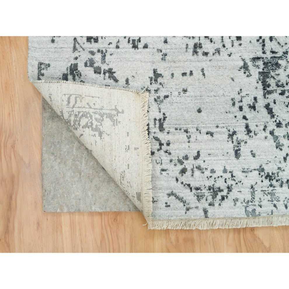 Ice Gray Wool and Silk Broken Design Hand Knotted Oriental Rug, 9'x12'2"