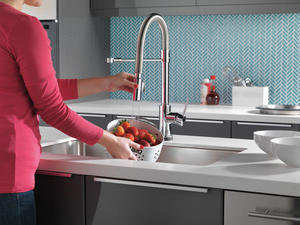 Delta Trinsic Pull-Down Spring Spout Kitchen Faucet, Touch2O Technology, Chrome