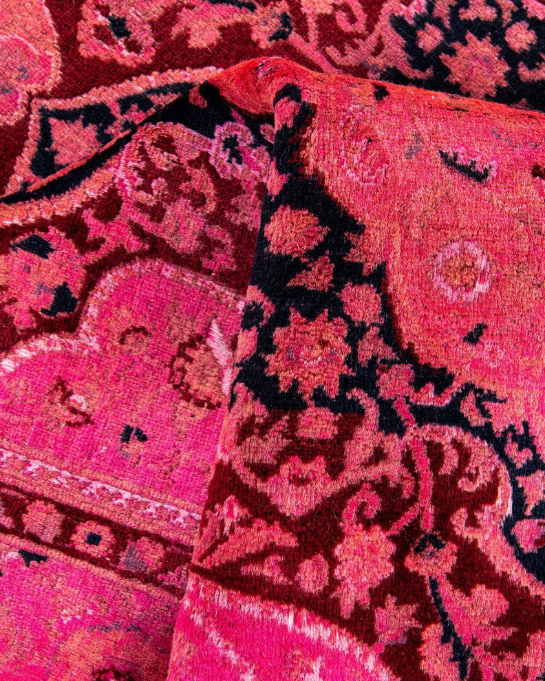 Fine Vibrance, One-of-a-Kind Hand-Knotted Area Rug Pink, 4'6"x7'3"