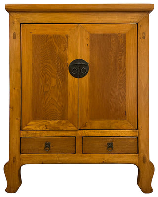Front view with doors closed; full product on white background.