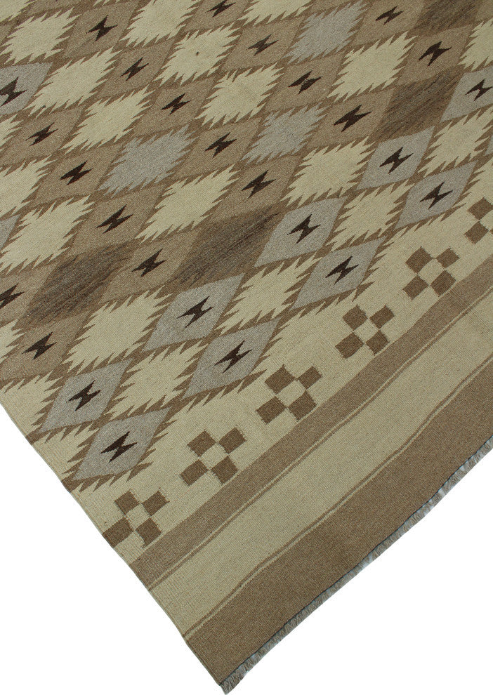 Winchester Kilim Tariq Ivory Rug, 4'9x6'6