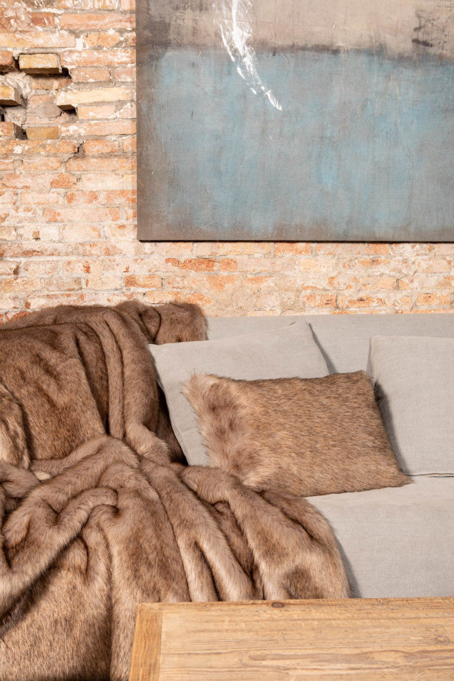 LUZIO Sable Vegan Faux Fur Rug/Throw 55.1x78.7