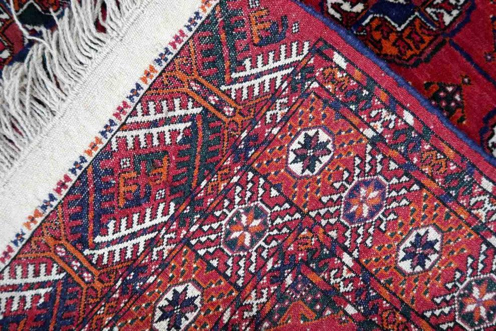 Handmade Vintage Turkmen Tekke Rug 4.1'x6.1', 126cmx188cm 1960s