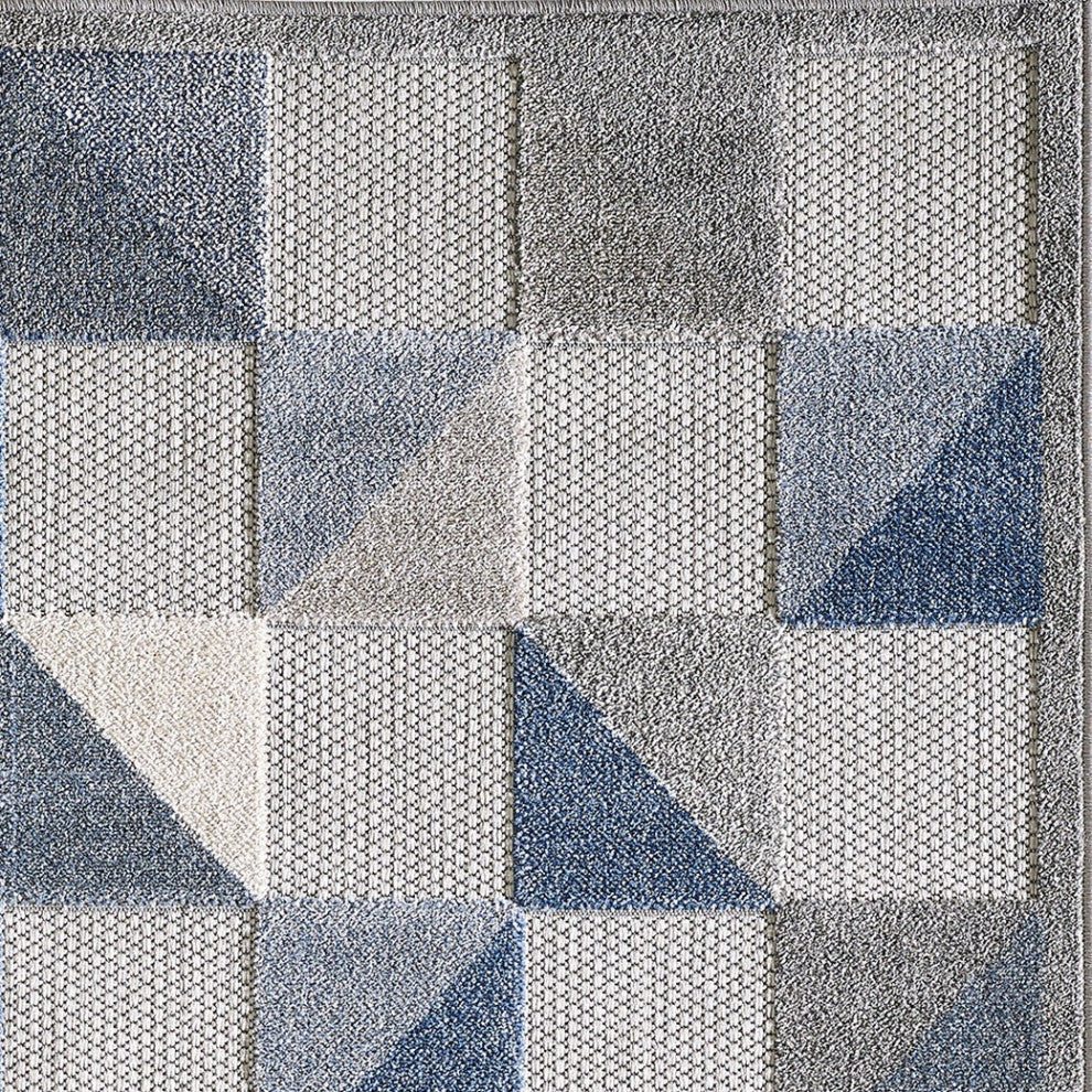 8"x10" Blue Gray Triangle Indoor Outdoor Area Rug