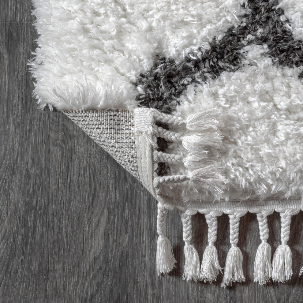 Marrakesh Shag Trellis with Tassels Area Rug, 3 X 5