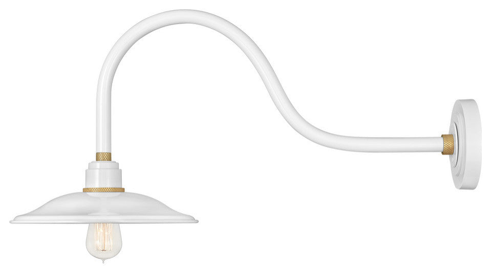 Hinkley Foundry 1-Light Outdoor Wall Mount Lantern, Gloss White