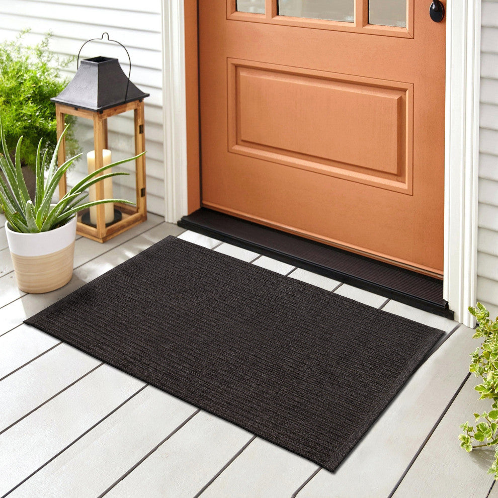 Calais Solid Indoor/Outdoor Rug, Charcoal, 2'x3'