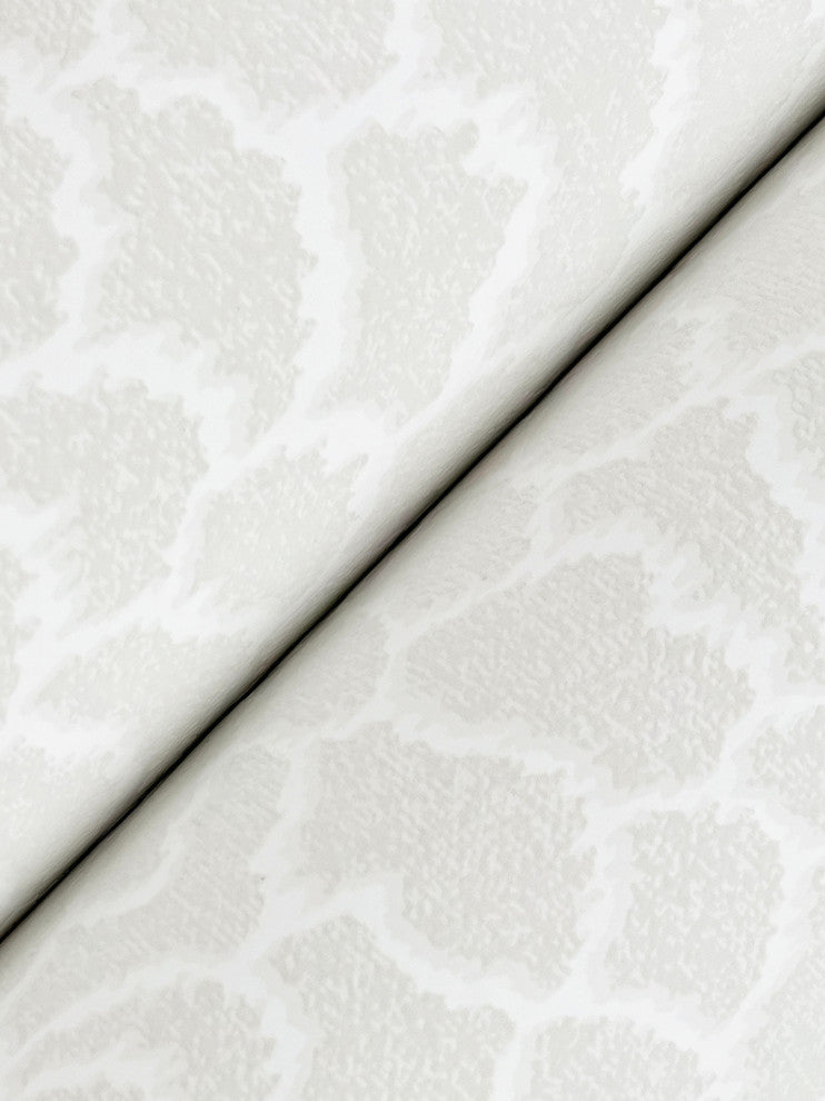 Nadie White Wallpaper