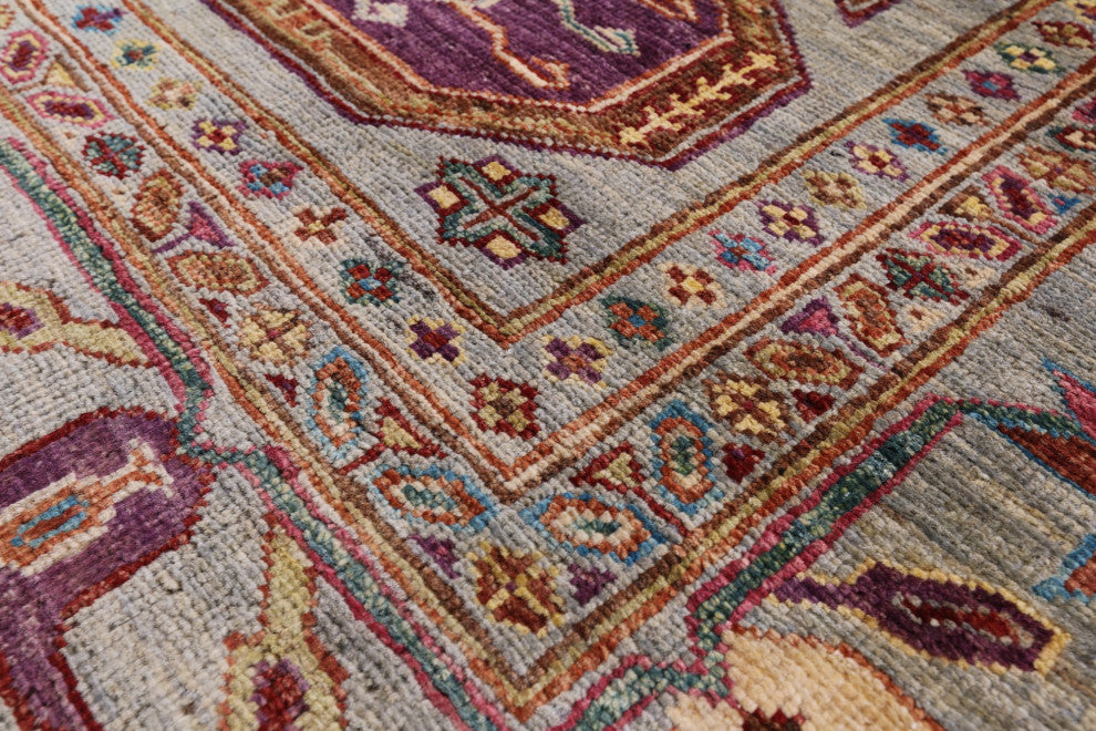 Fine Turkmen Ersari Handmade Wool Rug 5' 8" X 7' 8" - Q12216