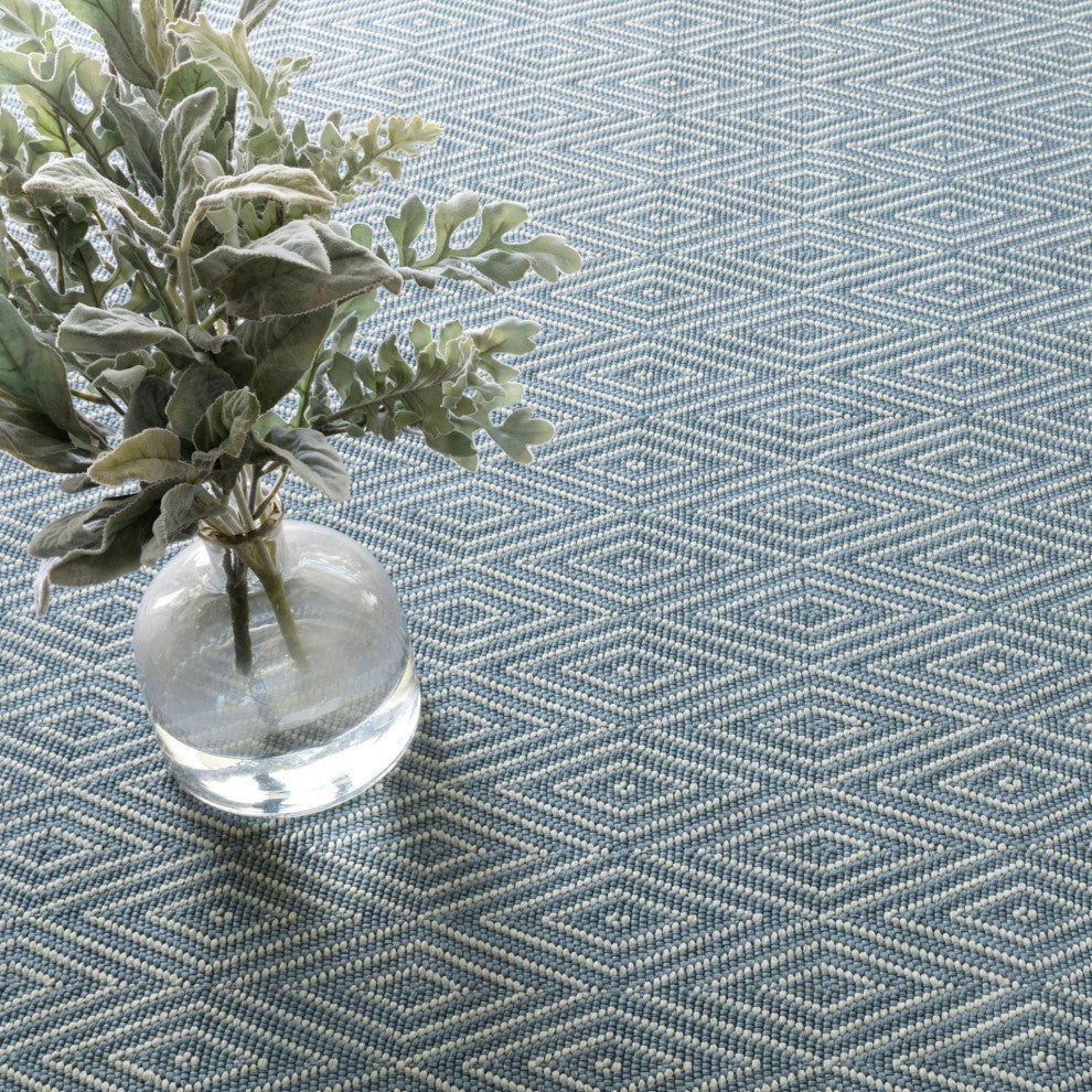 Dash & Albert Diamond Slate/Light Blue Indoor/Outdoor Rug, Blue, 4' x 6'
