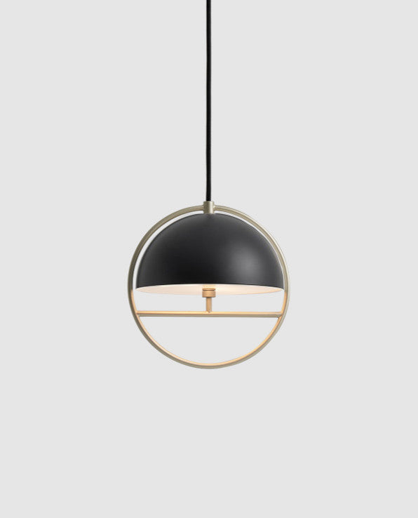 Huan Pendant, Black / Gold, Large