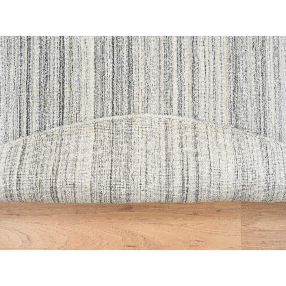 Gray, Hand Loomed, Undyed Natural Wool Modern Design Round Rug, 6'0"x6'0"
