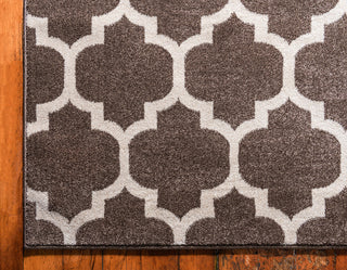 Unique Loom Brown Philadelphia Trellis 2' 7 x 8' 0 Runner Rug