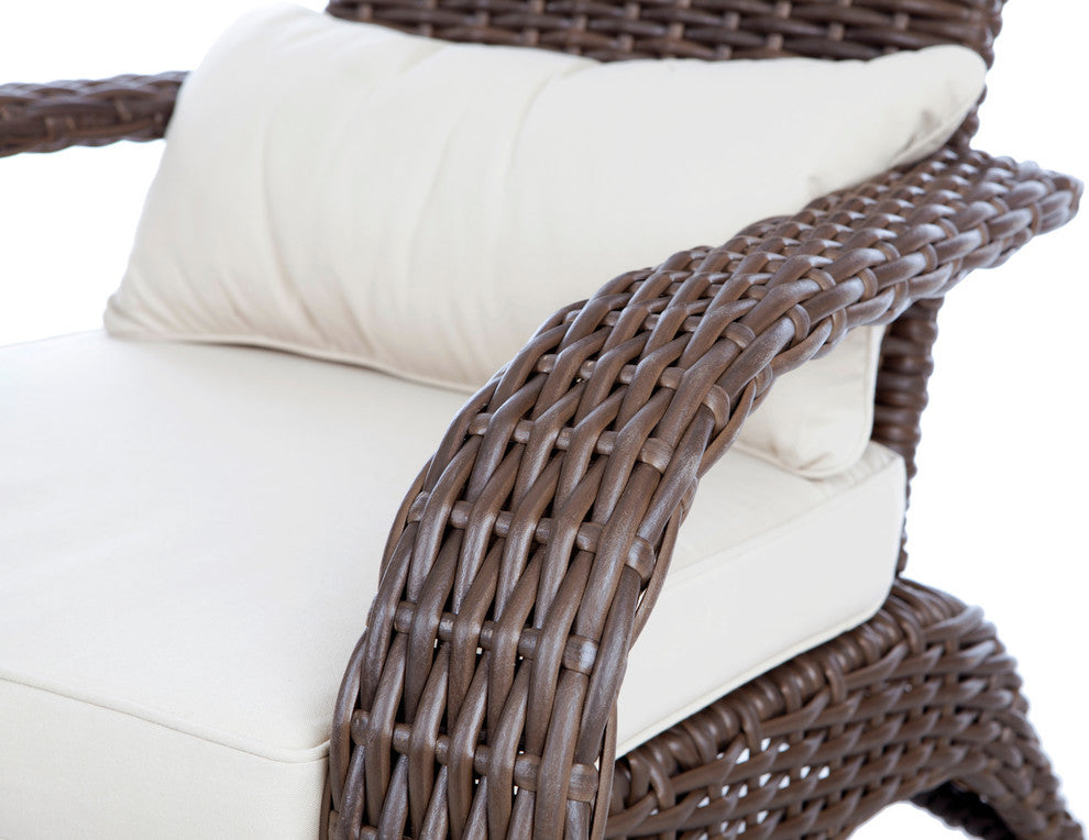 Deluxe Coconino Wicker Chair