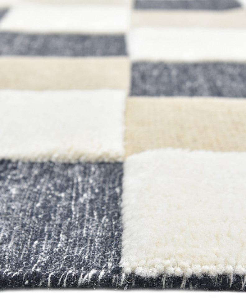 Livingston, Handmade Area Rug 5' 0" x 8' 0"
